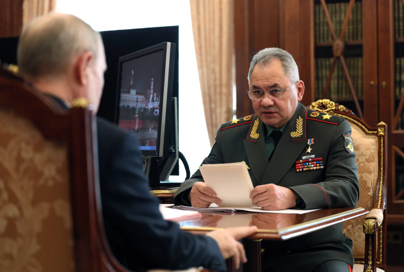 Władimir Putin i Siergiej Szojgu