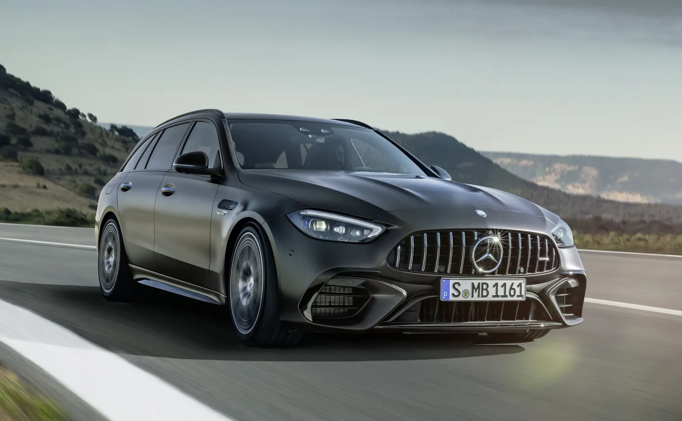 Mercedes-AMG C 63 S E Performance