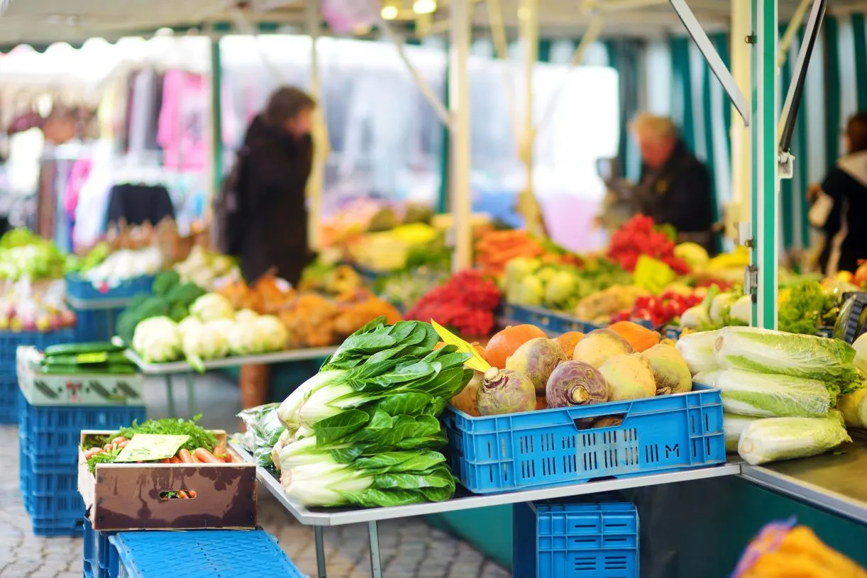 zakupy targ stragan rynek bazar