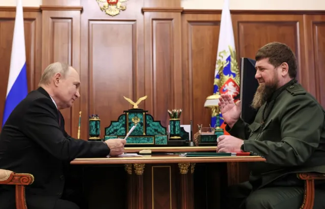 Putin spotkał się z Kadyrowem. "Polecenie zostanie wykonane w 100 proc."