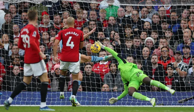 Triumf Manchesteru City na Old Trafford. Sromotna porażka "Czerwonych Diabłów" w derbach