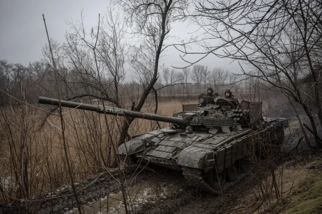 Reuters: Ukraina chce od USA więcej broni.  Na liście znajdują się m.in. odrzutowce i F-18
