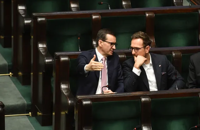 Szefowie TVP, Polskiego Radia i PAP odwołani. Morawiecki mówi o "dyktaturze"