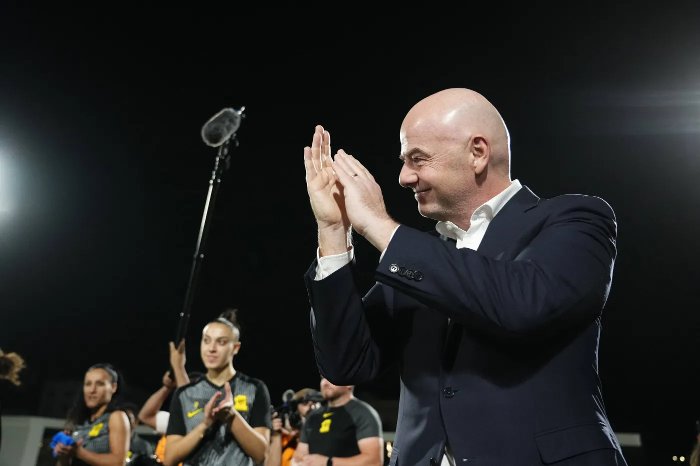 W Teheranie wpuszczono kobiety na trybuny. Prezydent FIFA przypisał sobie ten sukces