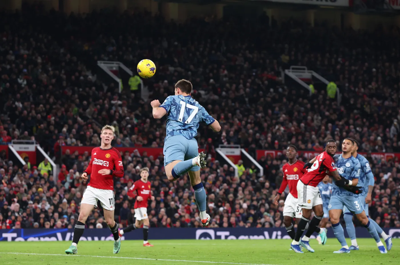 Aston Villa prowadziła z Manchesterem United 2:0, ale z Old Trafford wyjechała z pustymi rękoma