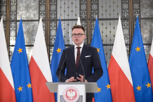 Komisja ds. aborcji już w piątek? Hołownia ujawnia