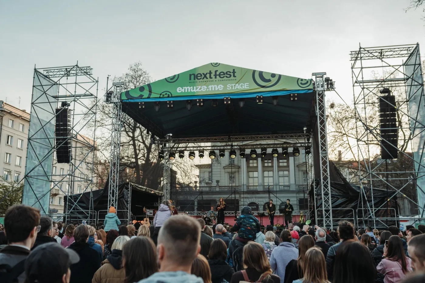 Podczas trzydniowego NEXT FESTU odbędzie się 130 koncertów w 16 lokalizacjach w centrum Poznania