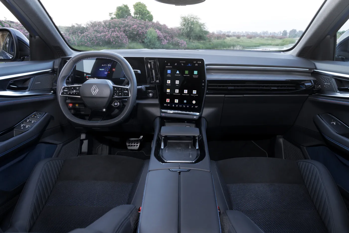 Renault Rafale E-Tech 4x4 300 KM