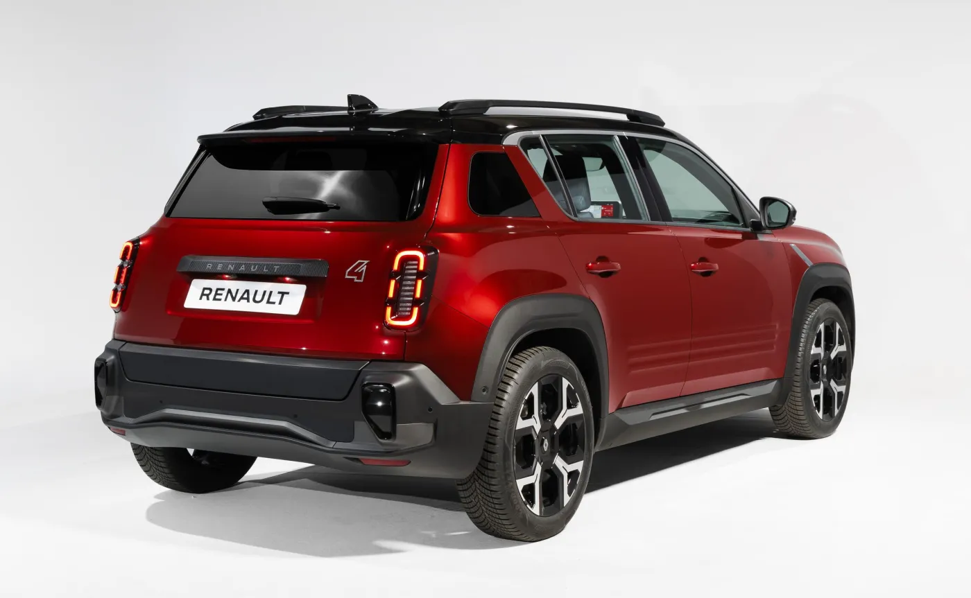 Renault R4 E-TECH Techno Rouge