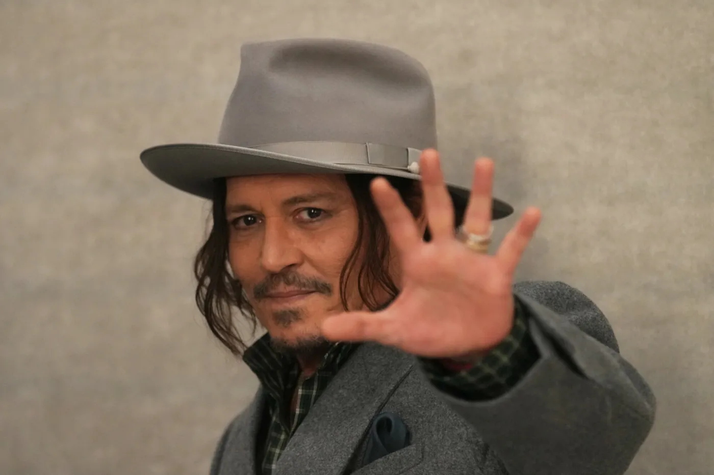 Ponadczasowy, bożonarodzeniowy hit wraca w nowej wersji. W roli głównej - Johnny Depp