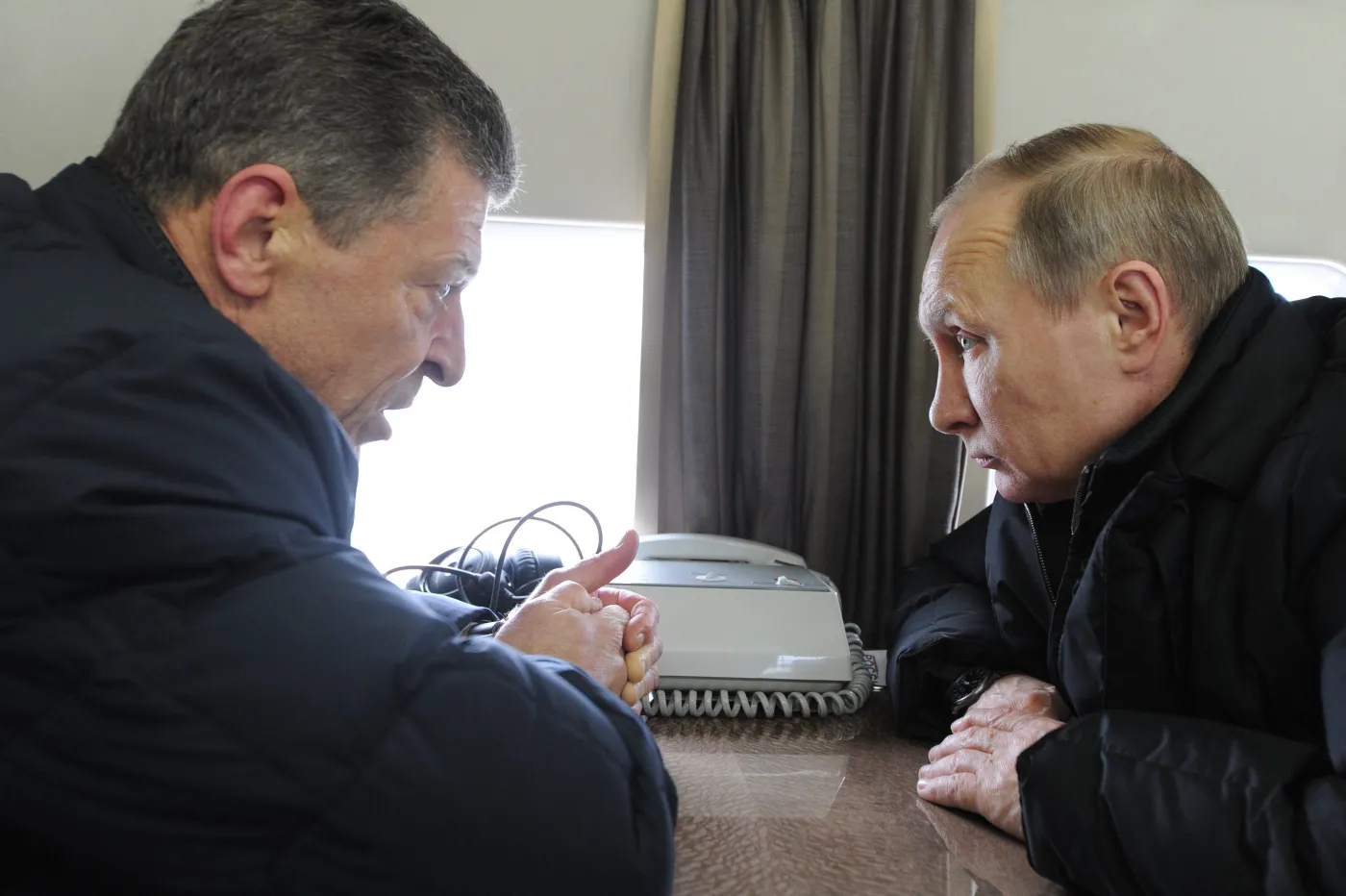 Tylko on sprzeciwił się Putinowi i pozostał żywy. Prawdziwy Kozak. Dmitrij Kozak