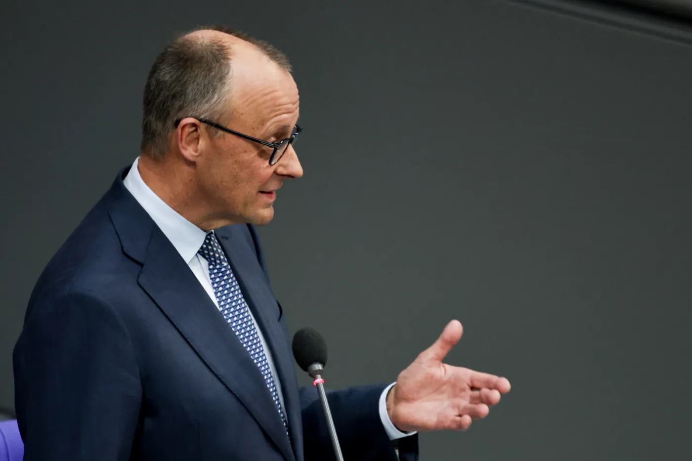 Polityczna przepychanka w Niemczech. "Kanclerz chciał uniknąć pogorszenia relacji z Polską"