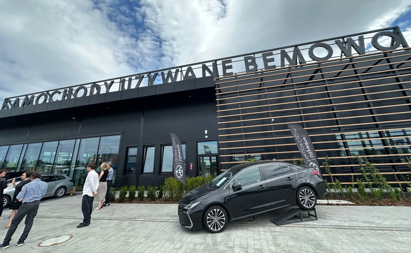 Toyota samochody używane Bemowo