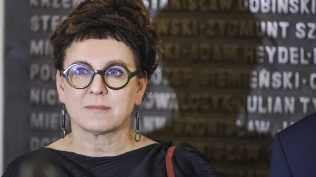 Polska noblistka cały czas na topie. Książka Olgi Tokarczuk na liście 50 książek wszech czasów