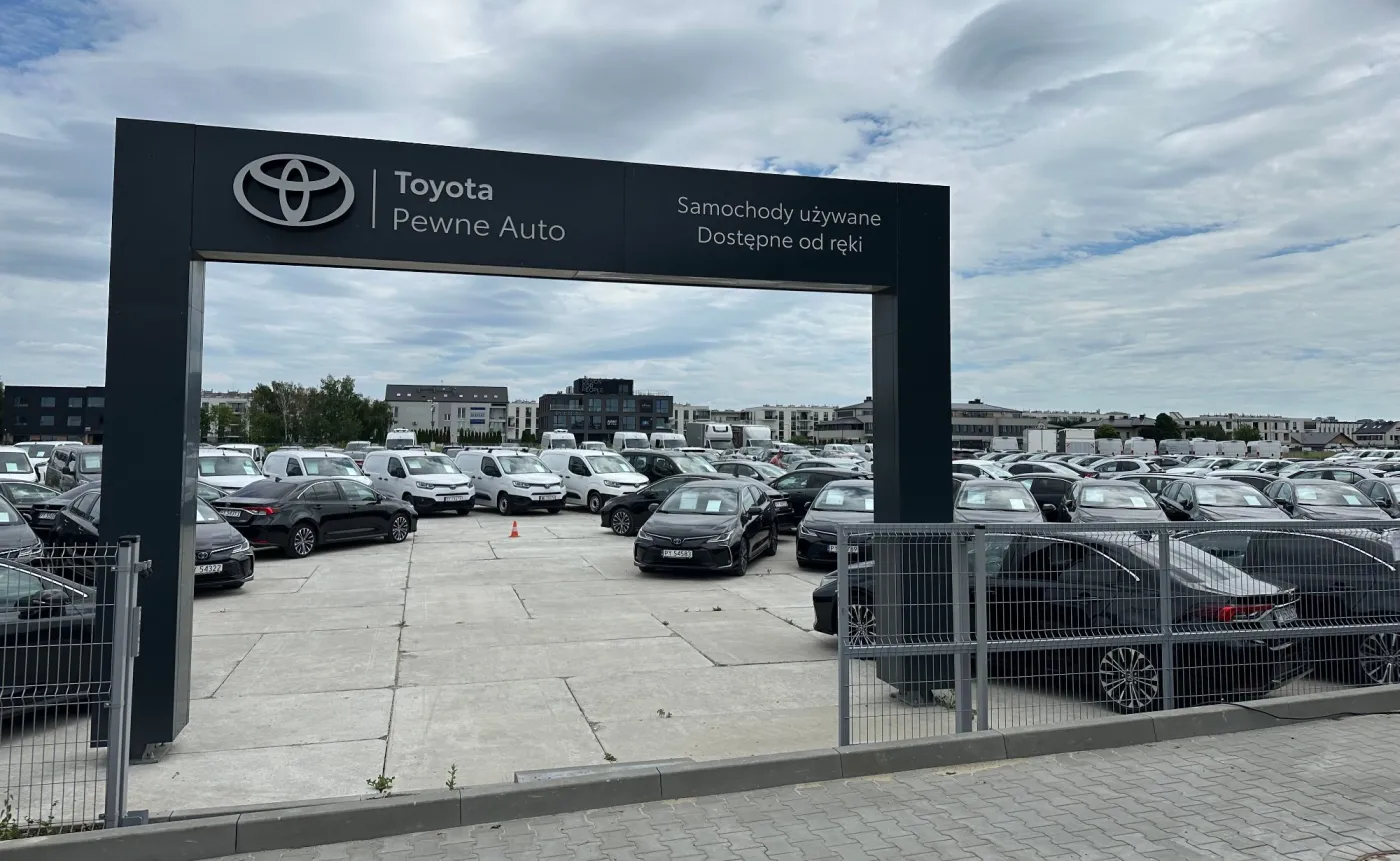 Toyota samochody używane Bemowo