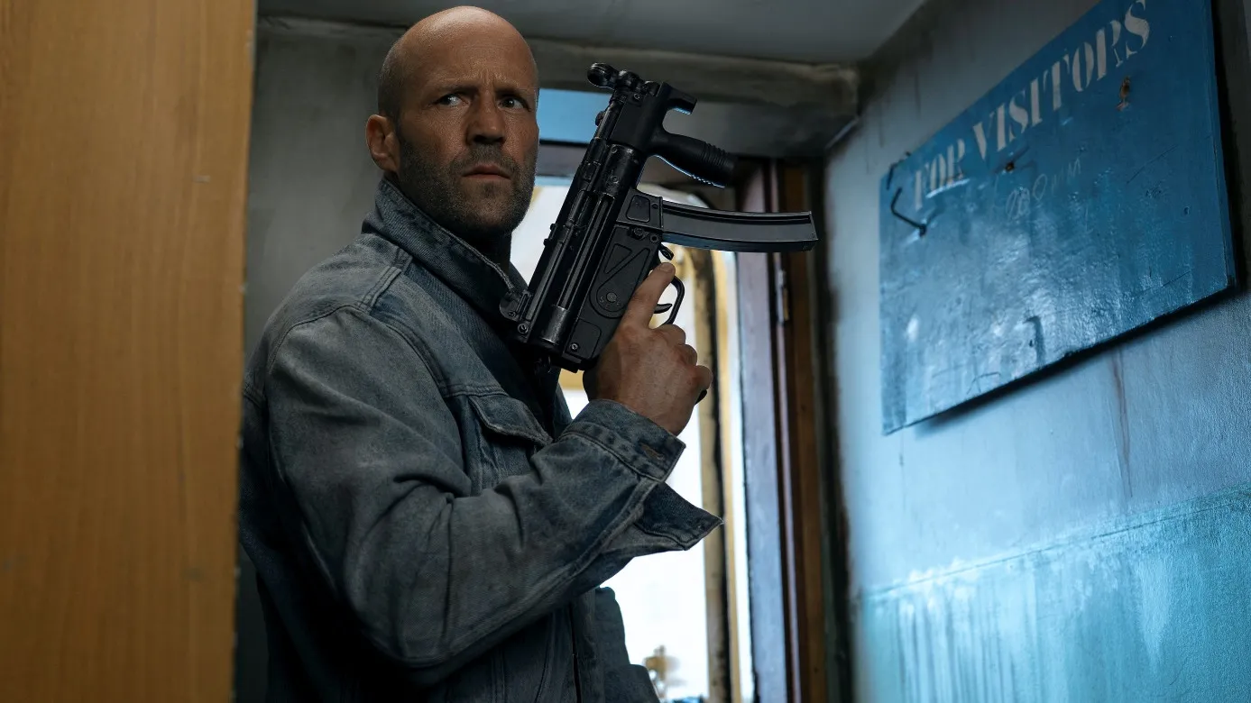Jason Statham w filmie "Buntownik"