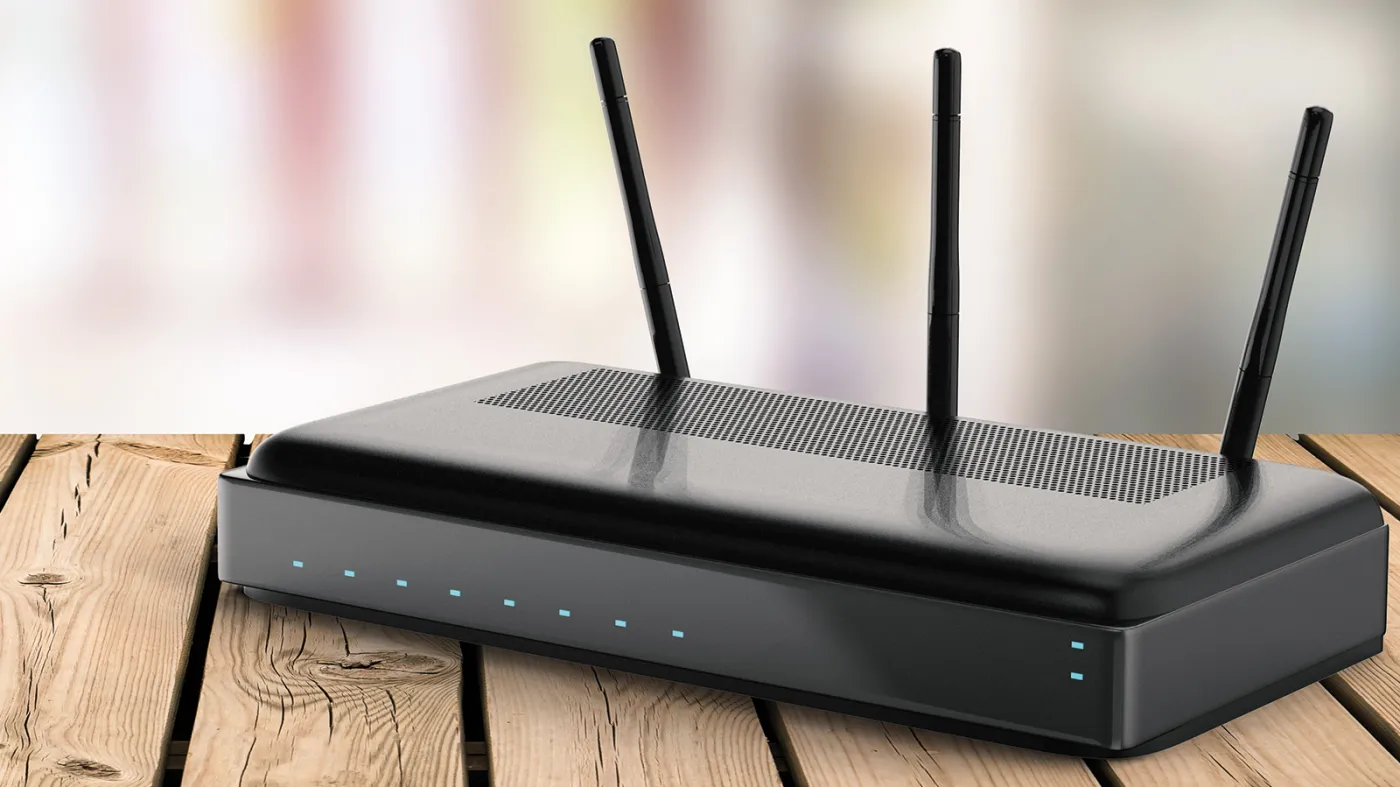 Router Wi-Fi stojący na biurku