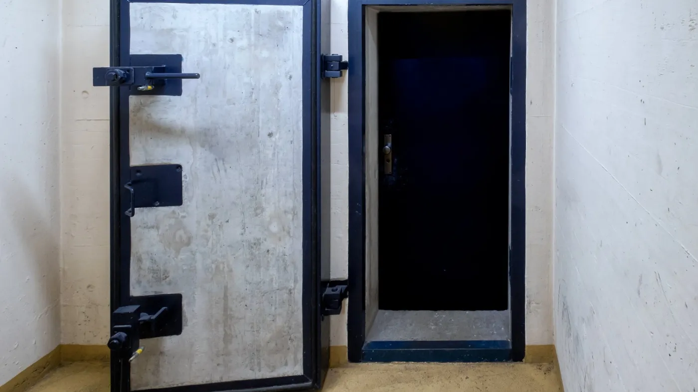 Ponad 86 tys. punktów schronienia oznaczono w aplikacji gdziesieukryc.pl, m.in. w przejściach podziemnych, garażach i tunelach