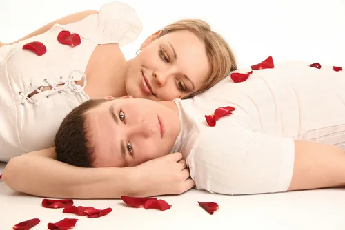 Zakochani nie myślą trzeźwo? Są na to twarde dowody!