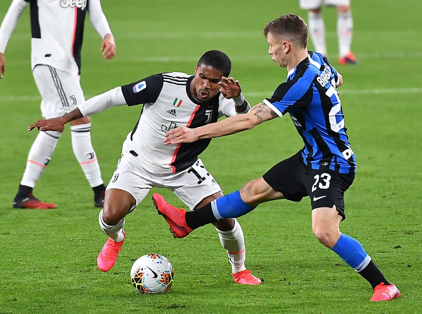 Liga włoska: Juventus przy pustych trybunach lepszy od Interu [WIDEO]