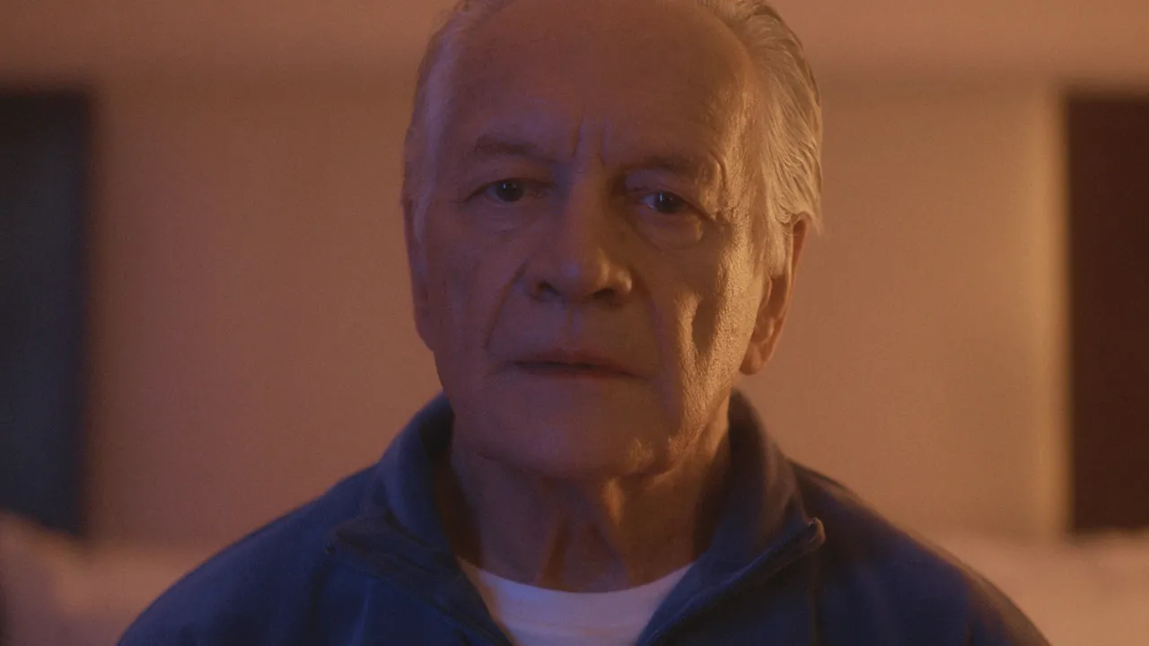 Andrzej Seweryn w teledysku Otsochodzi