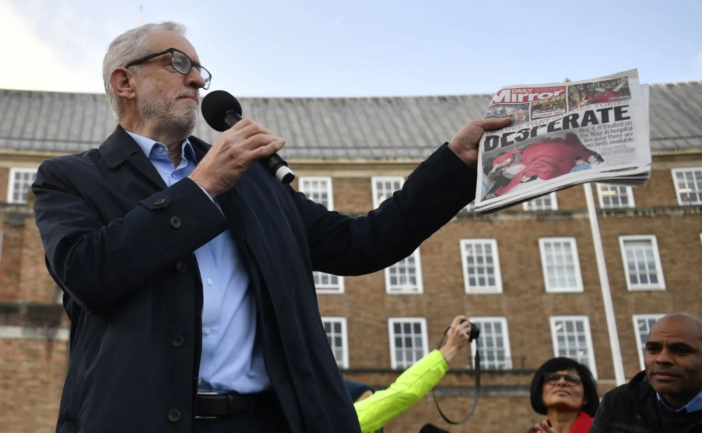 Jeremy Corbyn krytykuje Borisa Johnsona za brak empatii dla chorego chłopca