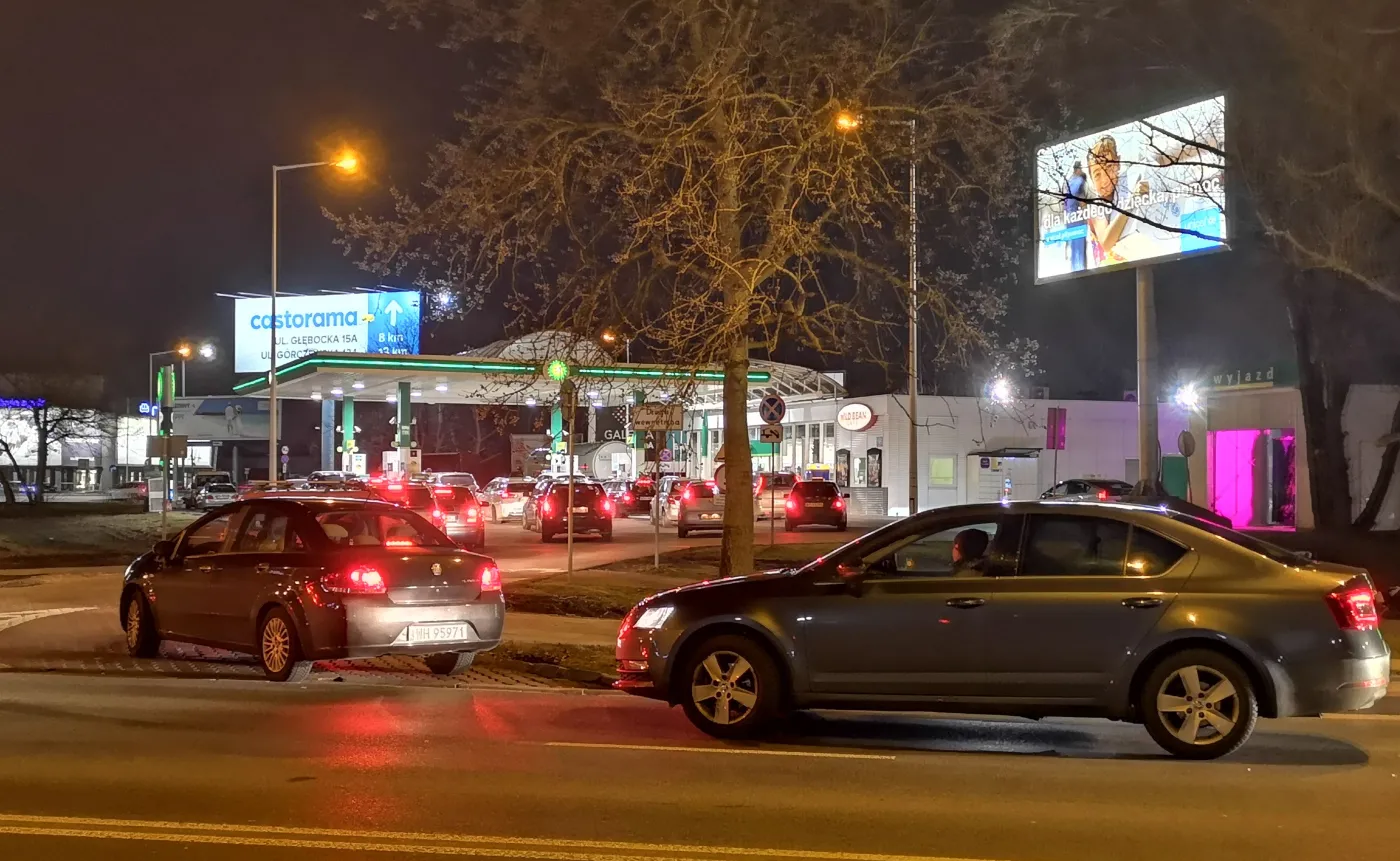 "Absurdalne podnoszenie cen paliw". UOKiK zlecił natychmiastowe kontrole stacji