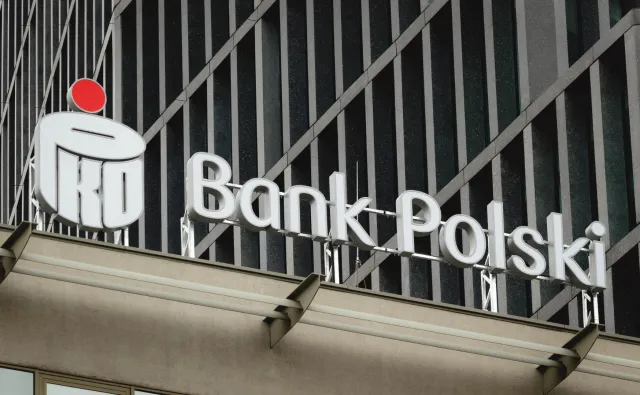 Koszty przewalutowania kredytów według propozycji KNF. PKO BP podał swoje szacunki
