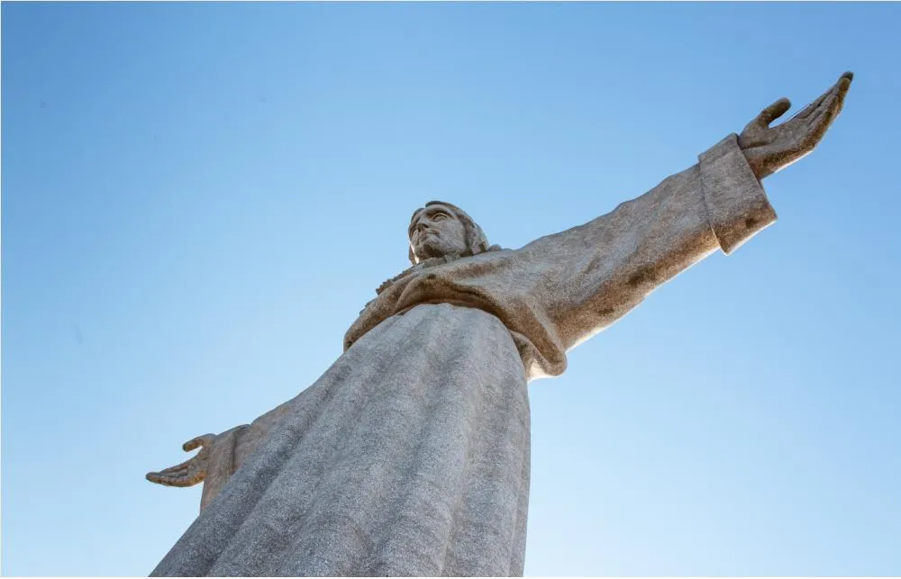 Religia w świecie pieniędzy. Jezus i Mahomet byli socjalistami