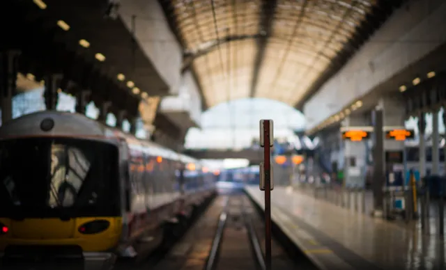 Pociągi będą łączyć kursy z autobusami. To recepta na frekwencję i brak połączeń