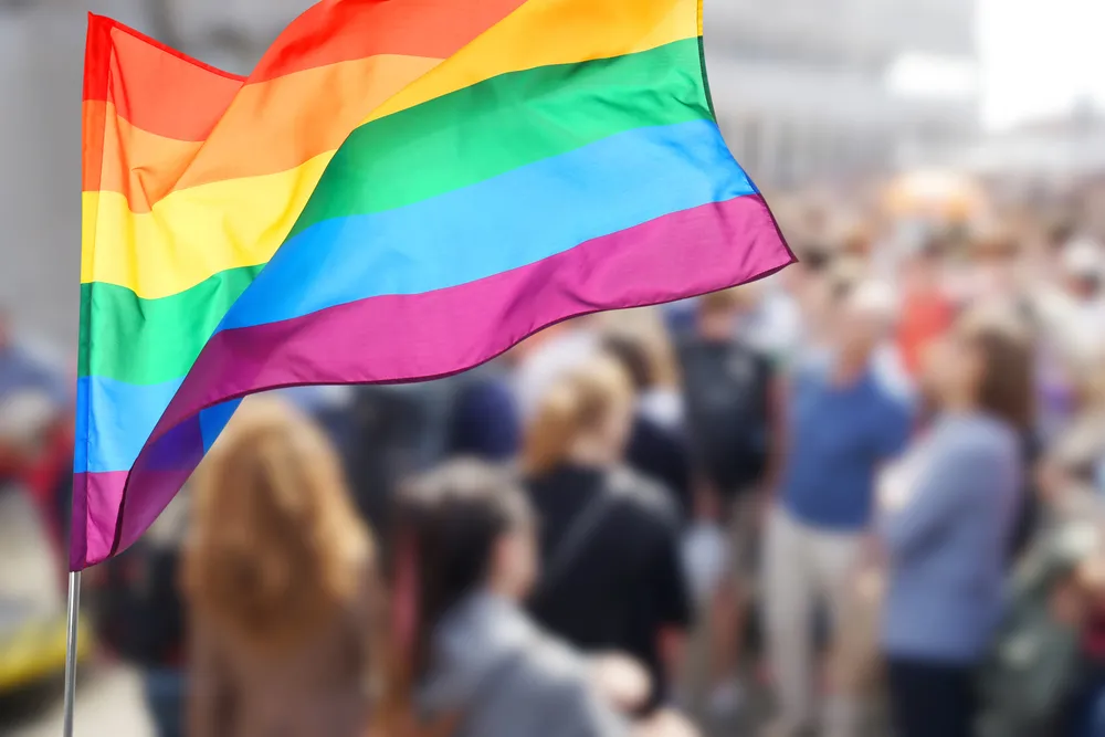 Edukacja a LGBT, czyli jak tracimy na dyskryminacji [BADANIA]
