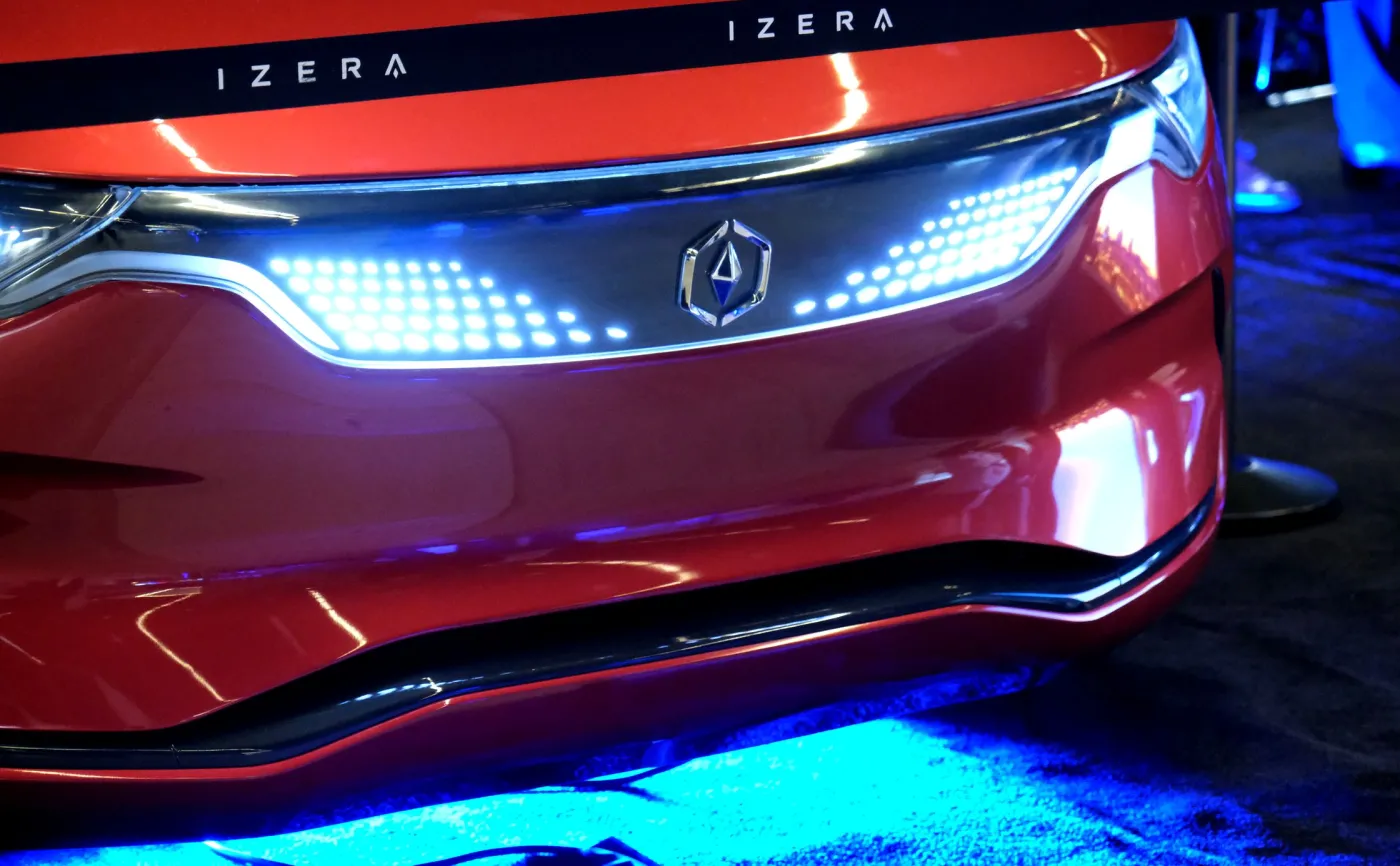 Izera czeka na zielone światło. Na razie nie ma fabryki