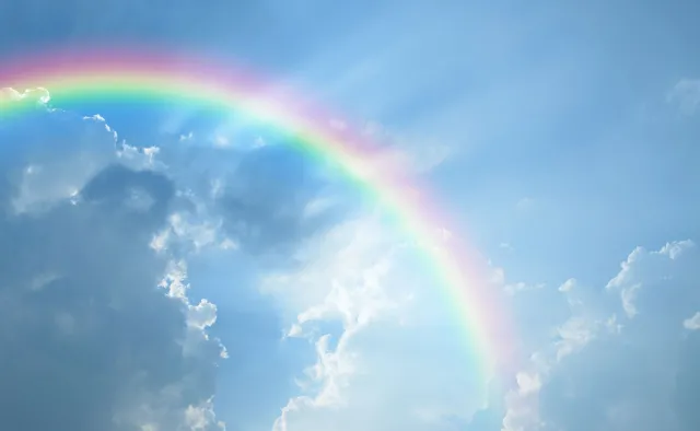 Parada Równości 2023: Dzisiaj w Warszawie przemarsz pod hasłem magii, pięknych osób i stolicy otwartej dla wszystkich