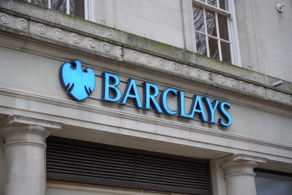 Wielka Brytania: Propalestyńscy aktywiści zdemolowali 20 placówek banku Barclays