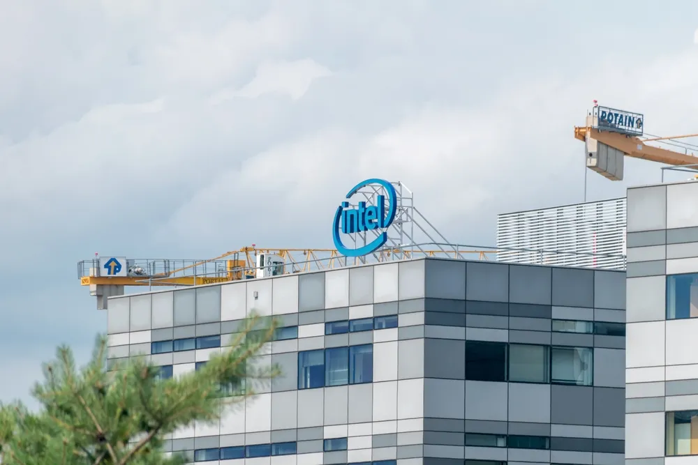 Inwestycja Intela pod Wrocławiem zagrożona? Może chodzić o tysiące miejsc pracy