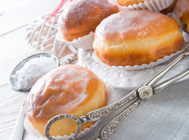 Przed nami tłusty czwartek. Ile zapłacimy za pączki?