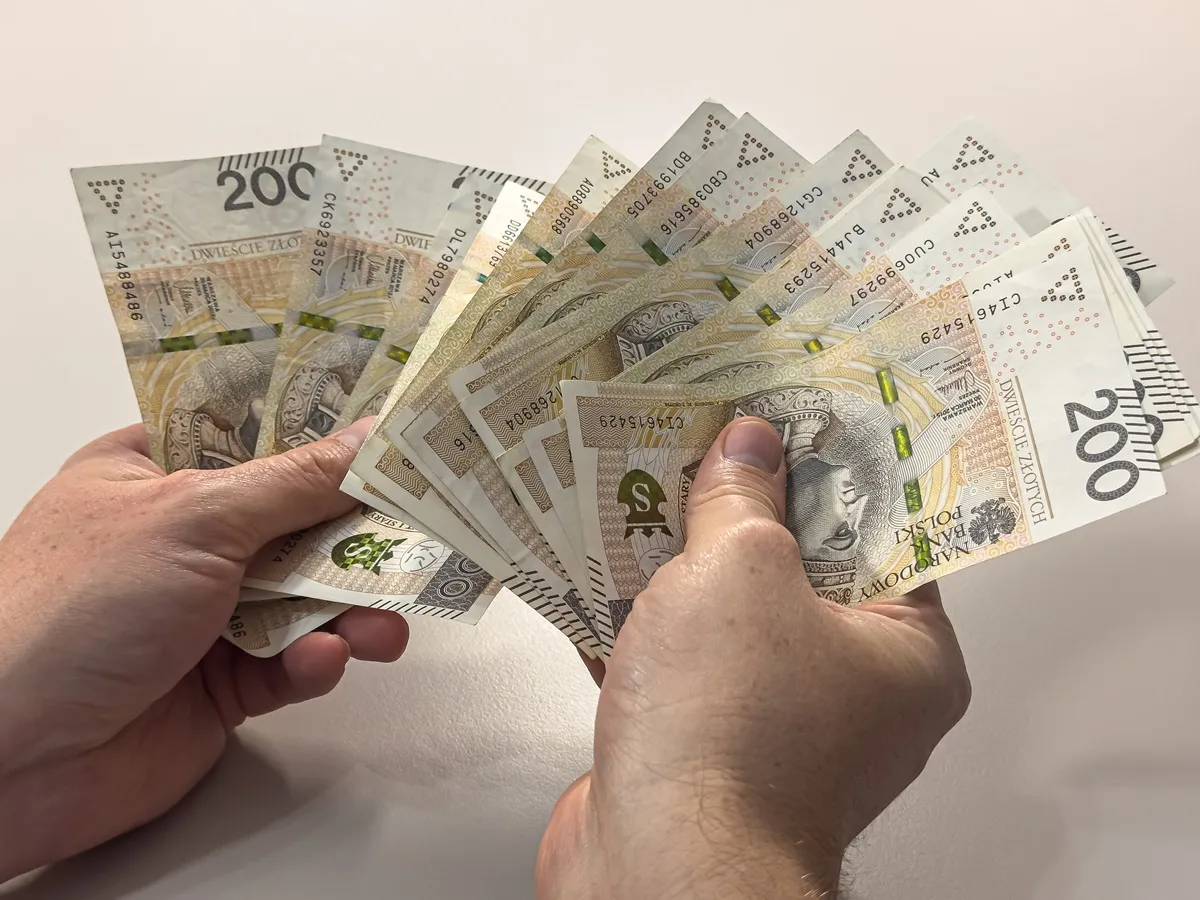7 tysięcy jednorazowej wypłaty dla każdego bez względu na dochód. To postanowione. Decyzja w tej sprawie już zapadła