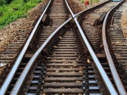 Lokalna kolej do zwinięcia? Nowy cennik za korzystanie z torów uderzy w część przewoźników