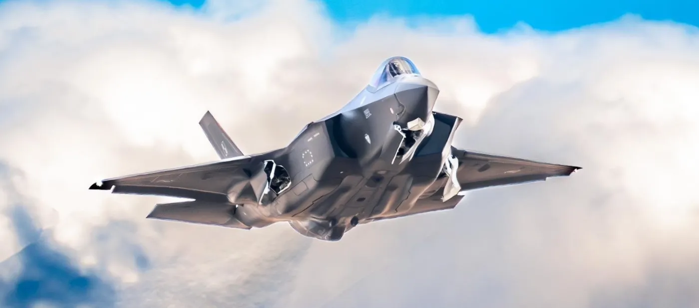 F-35 mają problemy, a Polska już je odbiera. Co to oznacza dla naszego lotnictwa?