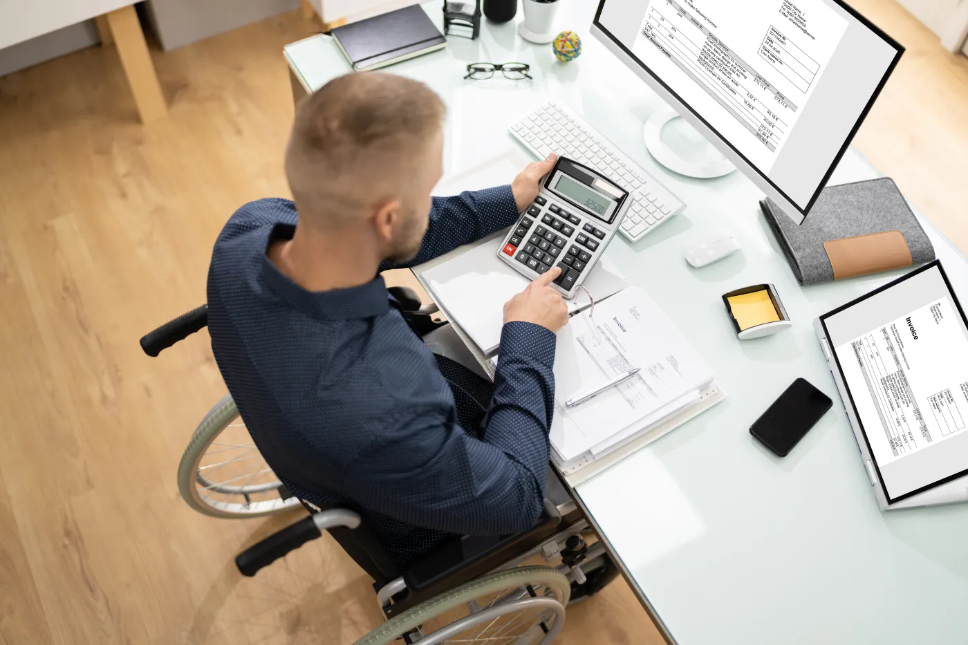 Ulga rehabilitacyjna pod lupą skarbówki. Jeden błąd w opisie remontu i stracisz prawo do zwrotu.