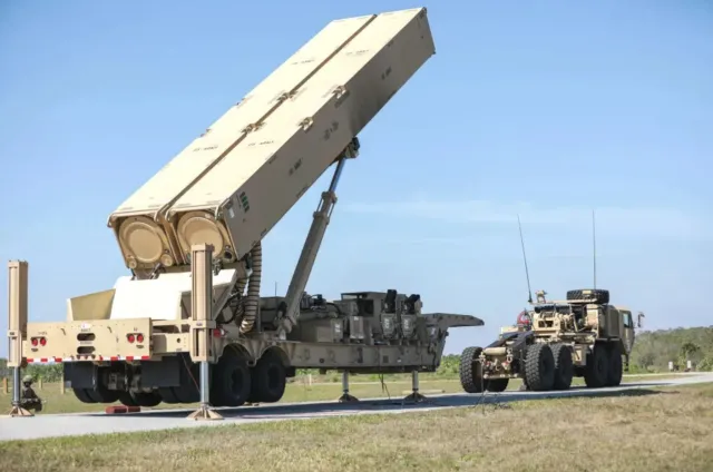 Dark Eagle rzuci Iran na kolana? USA chcą użyć nowej potężnej rakiety