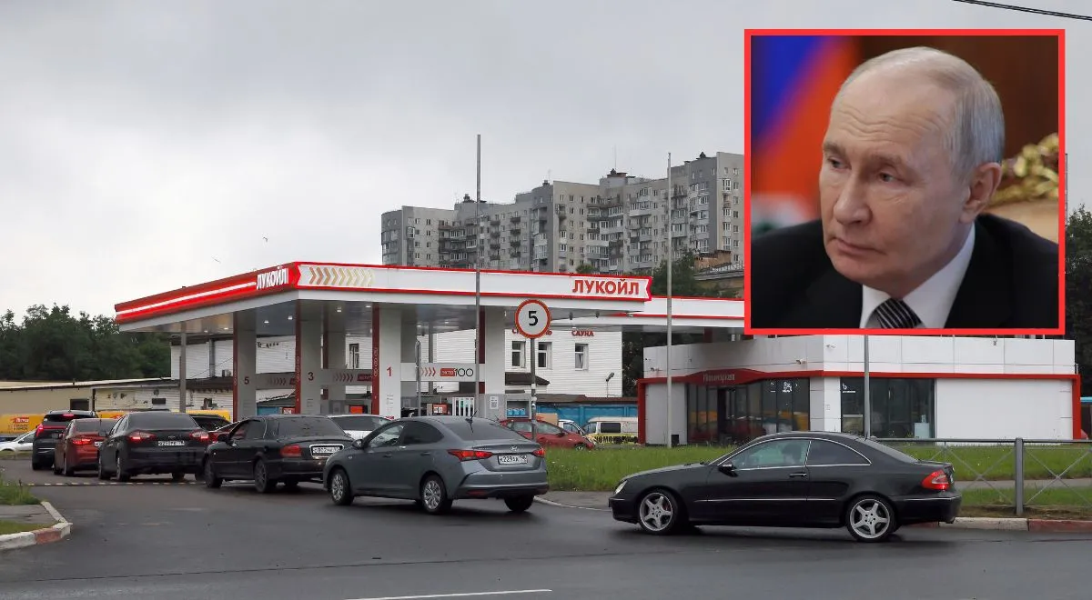 Kolejka do stacji paliw w Sankt Petersburgu - rodzinnym mieście Putina