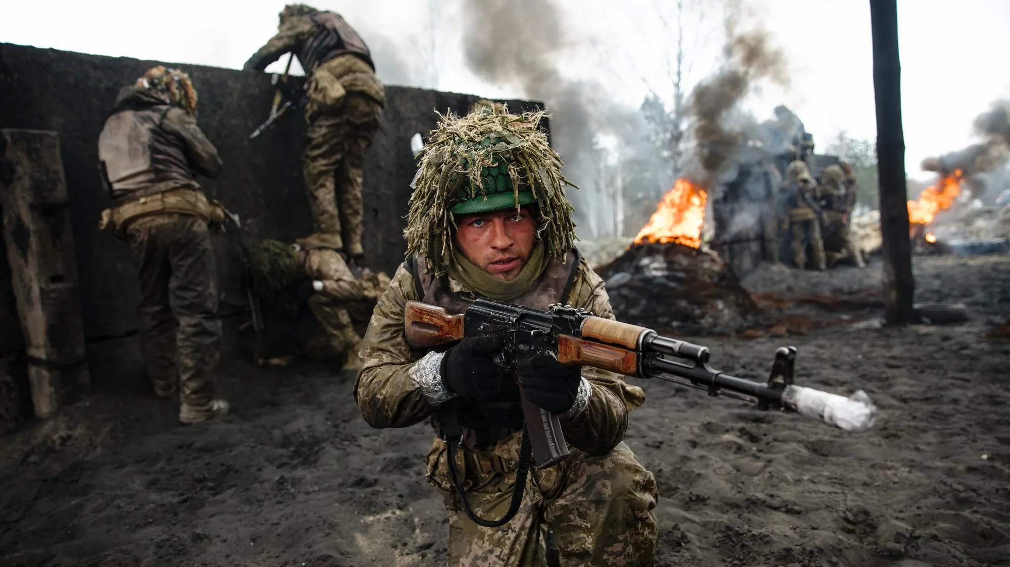 Crushing faces and down with the Russians. erstwhile  soldiers with pathologies in the elite regiment of Ukraine