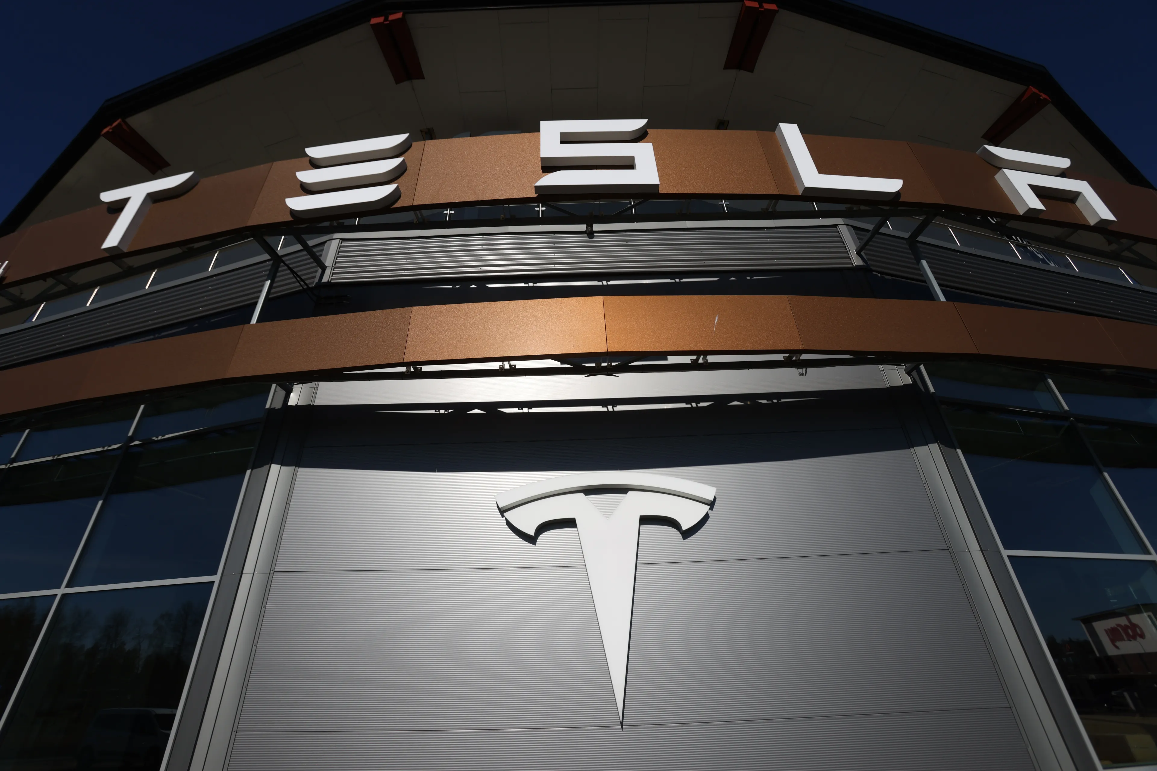 SpaceX i Tesla mogą się połączyć. To byłaby jedna z najcenniejszych firm świata