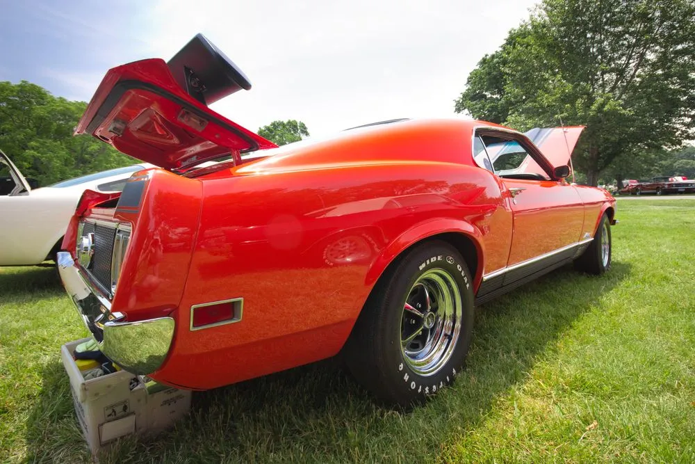 Zrobić cacko z gruchota - polscy mechanicy w cenie