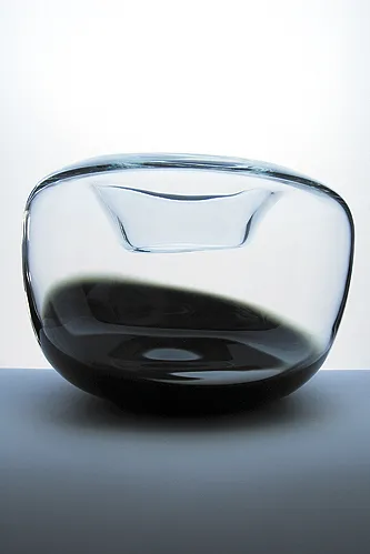 749121-magdalena-trzcionka-introverted-vase.jpg