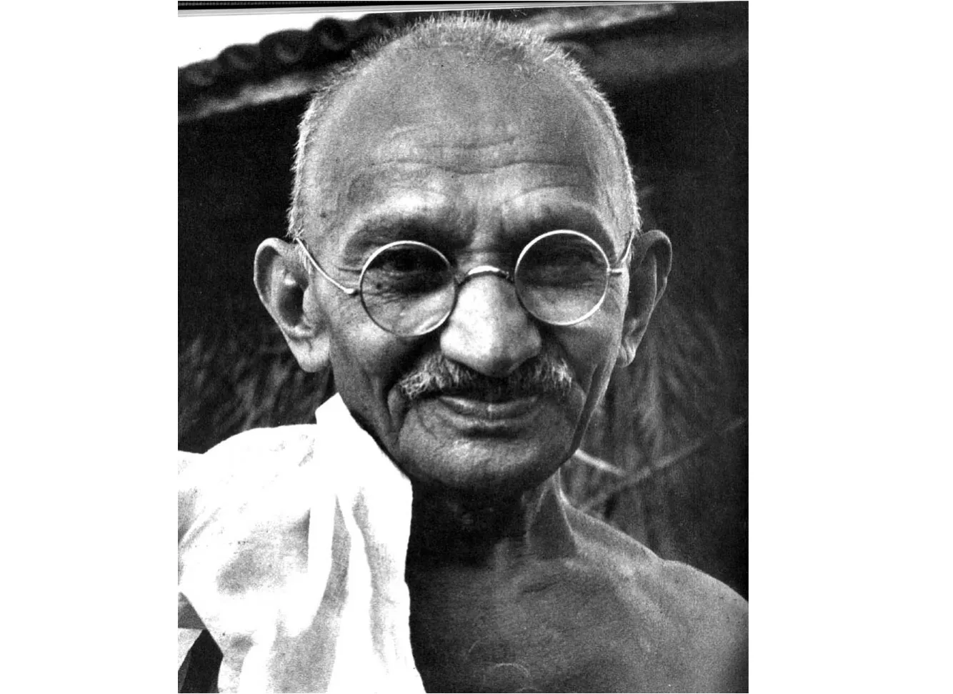 1294100-gandhi.jpg
