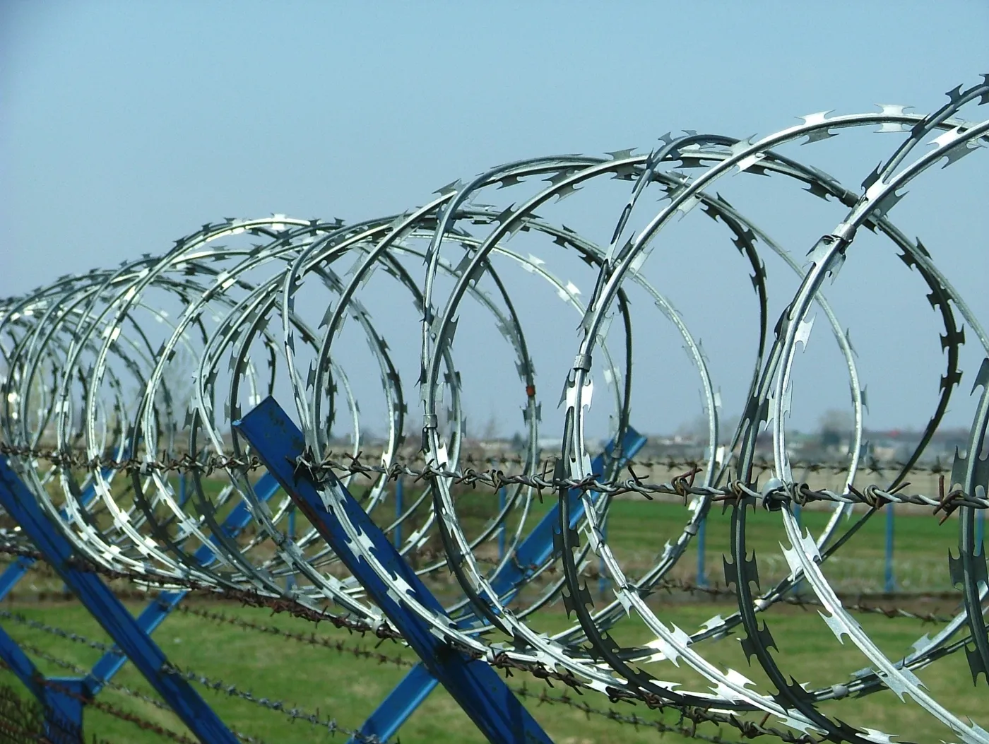 Przetargi na mienie wojskowe: nie ma popytu na nieruchomości armii