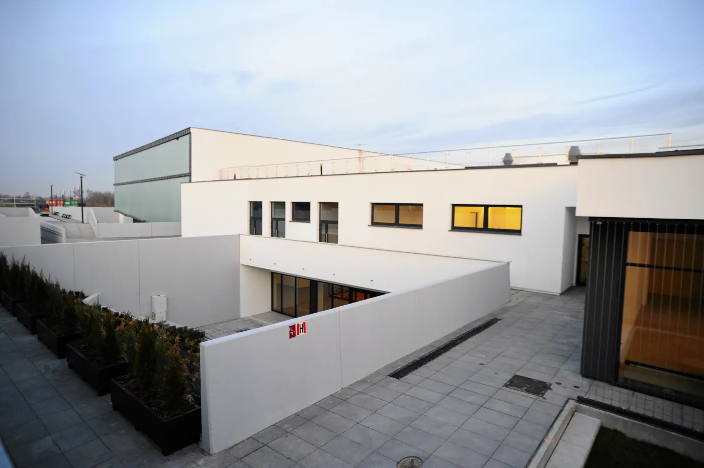 1603009-centrum-edukacji-i-sportu-w-mysiadle.jpg
