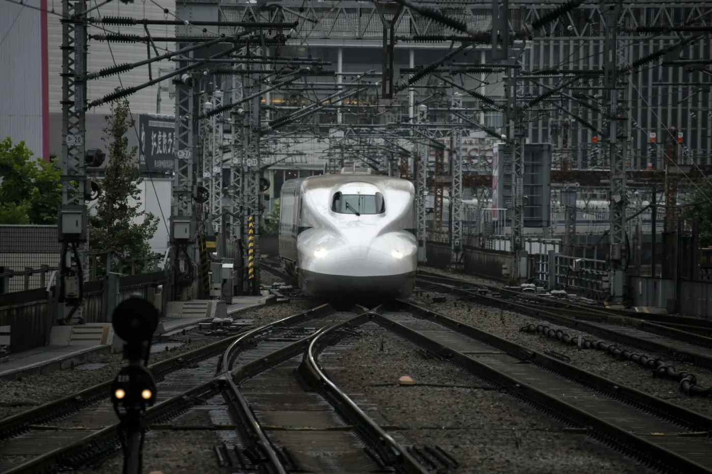 1939170-kolej-szybkich-predkosci-shinkansen.jpg